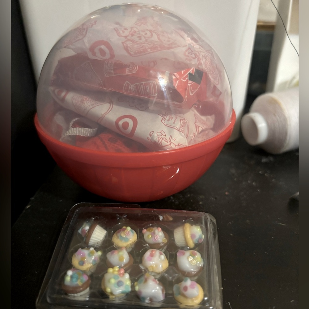 Miniverse Target Exclusive Mini Cupcake 🧁